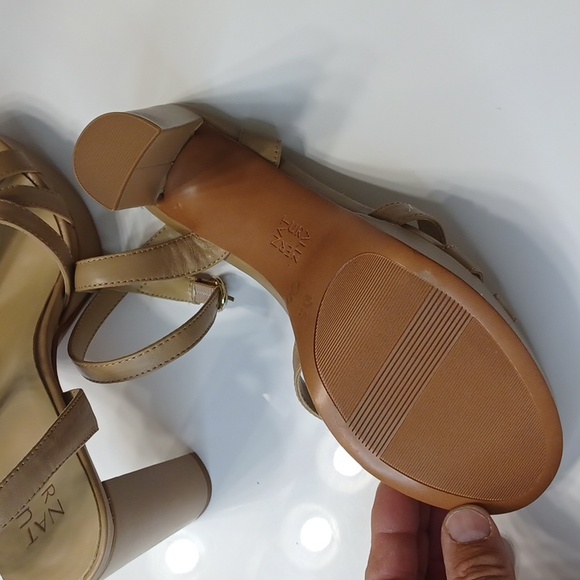 Naturalizer the Mallory Leather Ankle Strap Strappy Platform Pumps Women's 10.5 - Picture 7 of 7